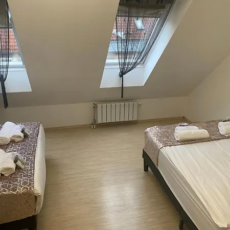 Lägenhet Vago Center